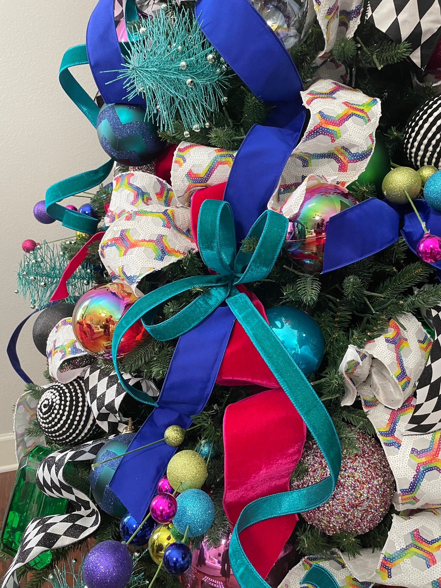 Colorful Geometric Sequins Ribbon