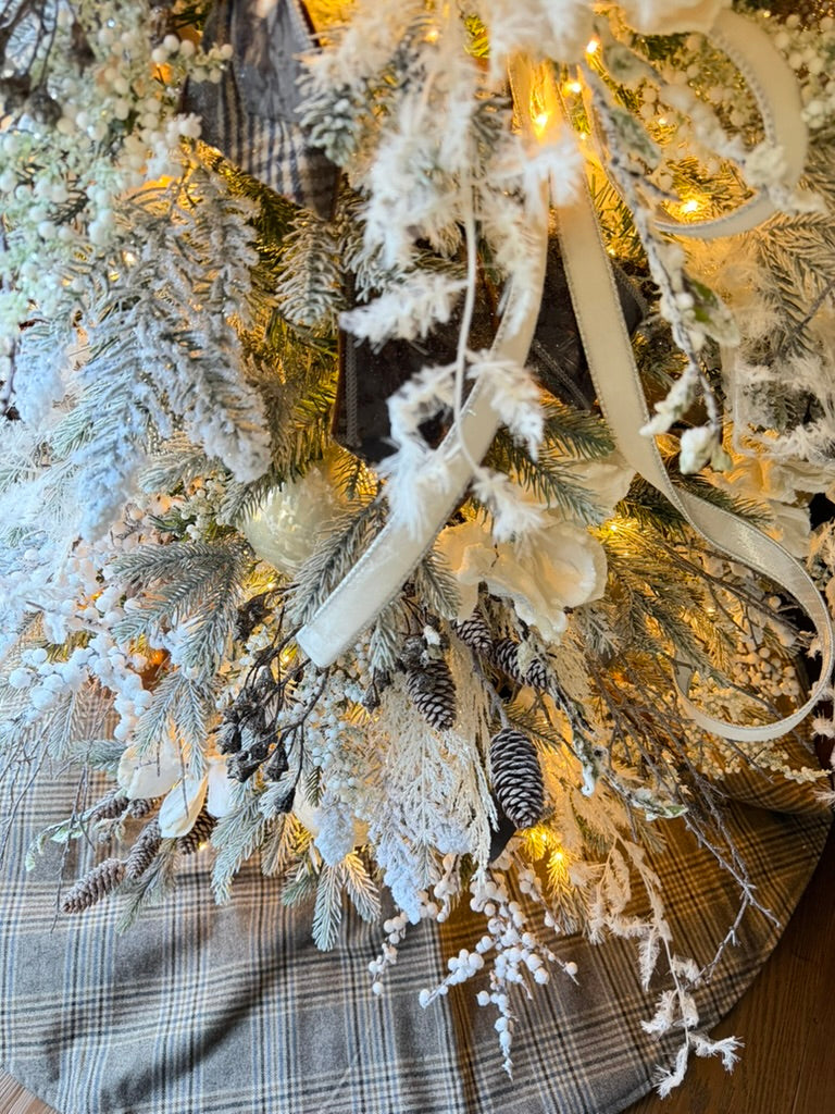 1" Velvet Ribbon Winter White with Silver Back